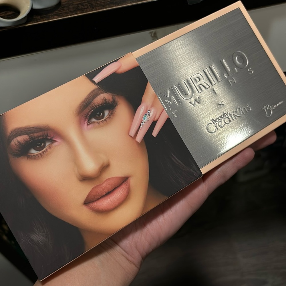MURILLO Twins Briana Eyeshadow palette